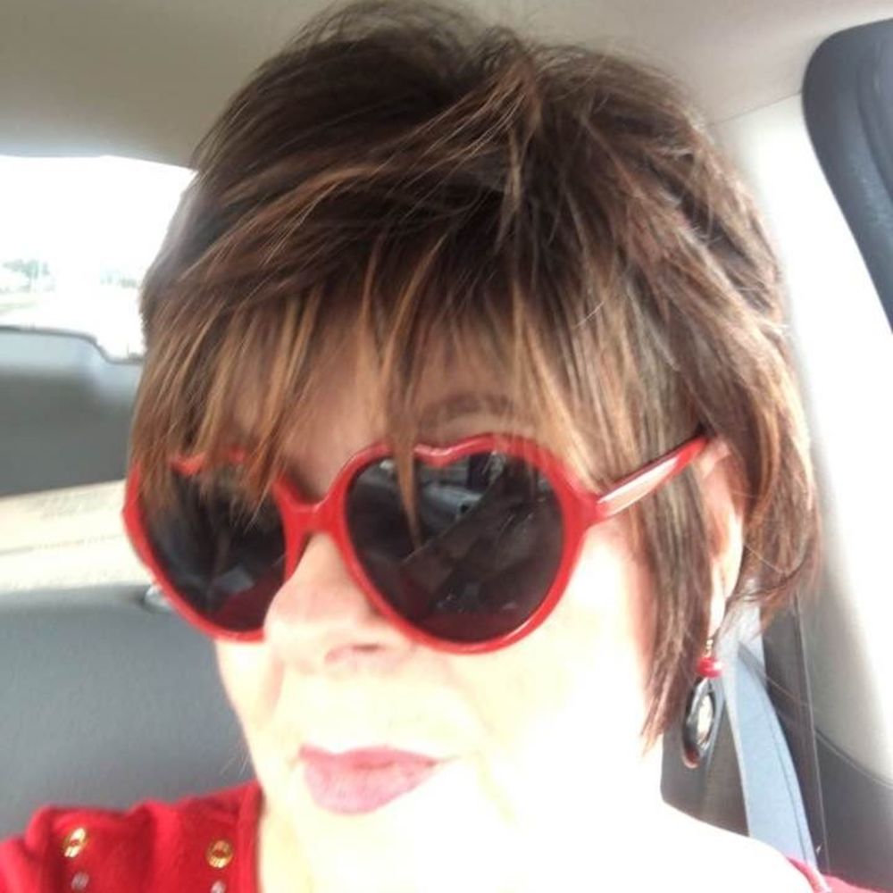Meet your Posher, Stacey